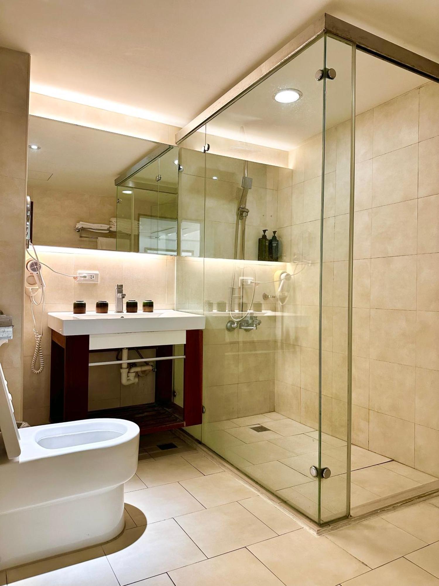 Taitung Bali Suites Hotel Eksteriør billede