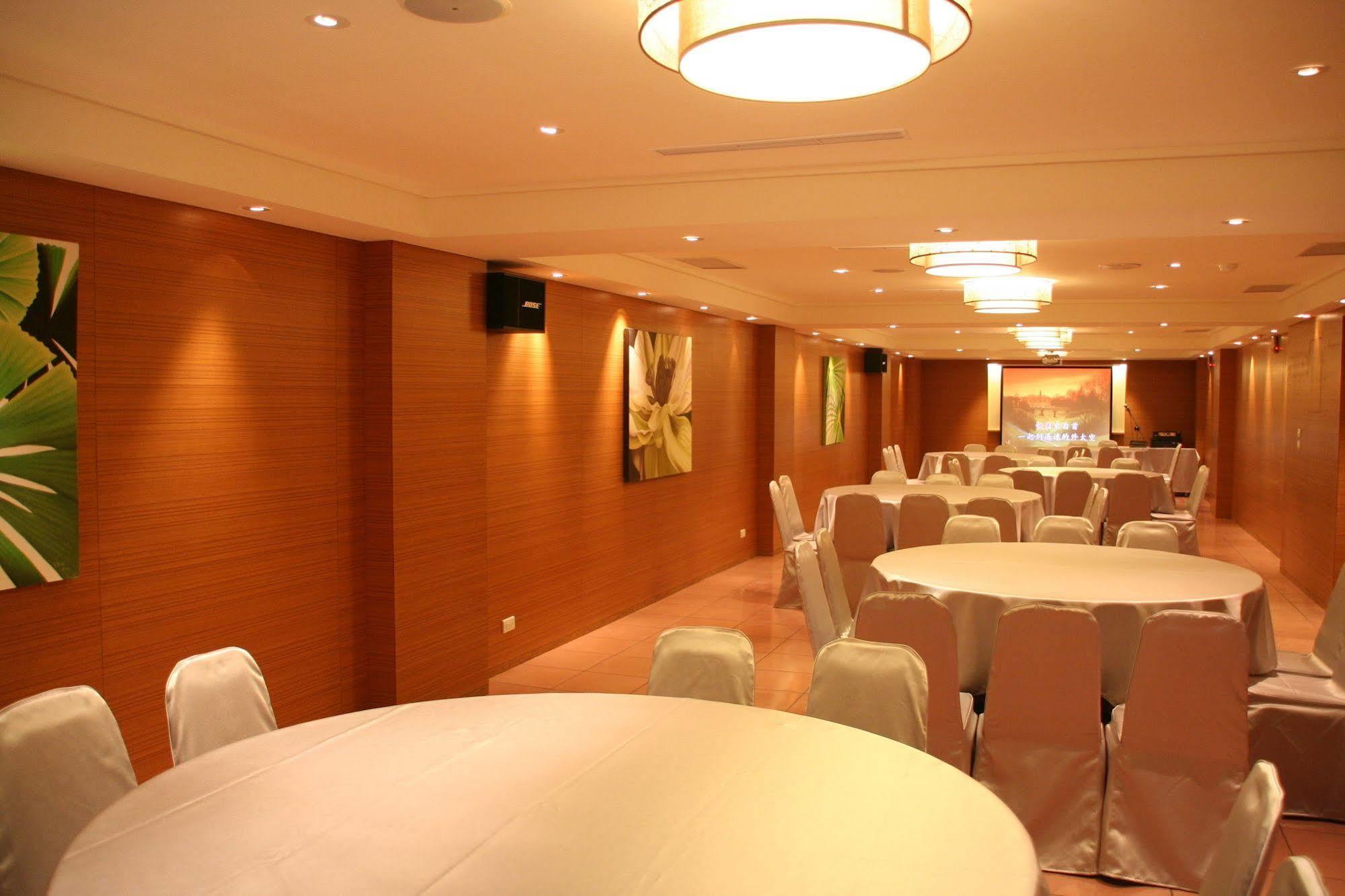 Taitung Bali Suites Hotel Eksteriør billede