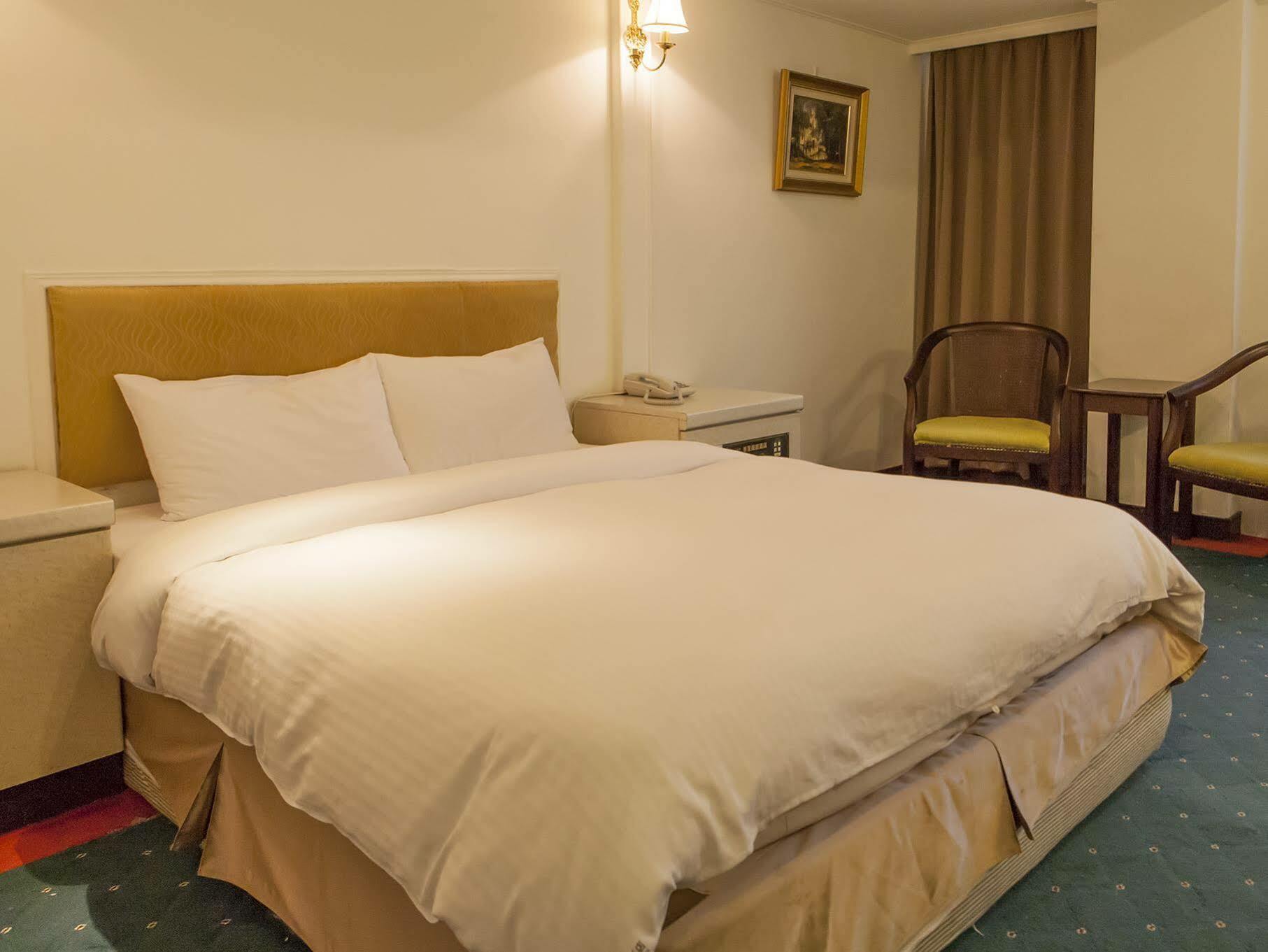 Taitung Bali Suites Hotel Eksteriør billede